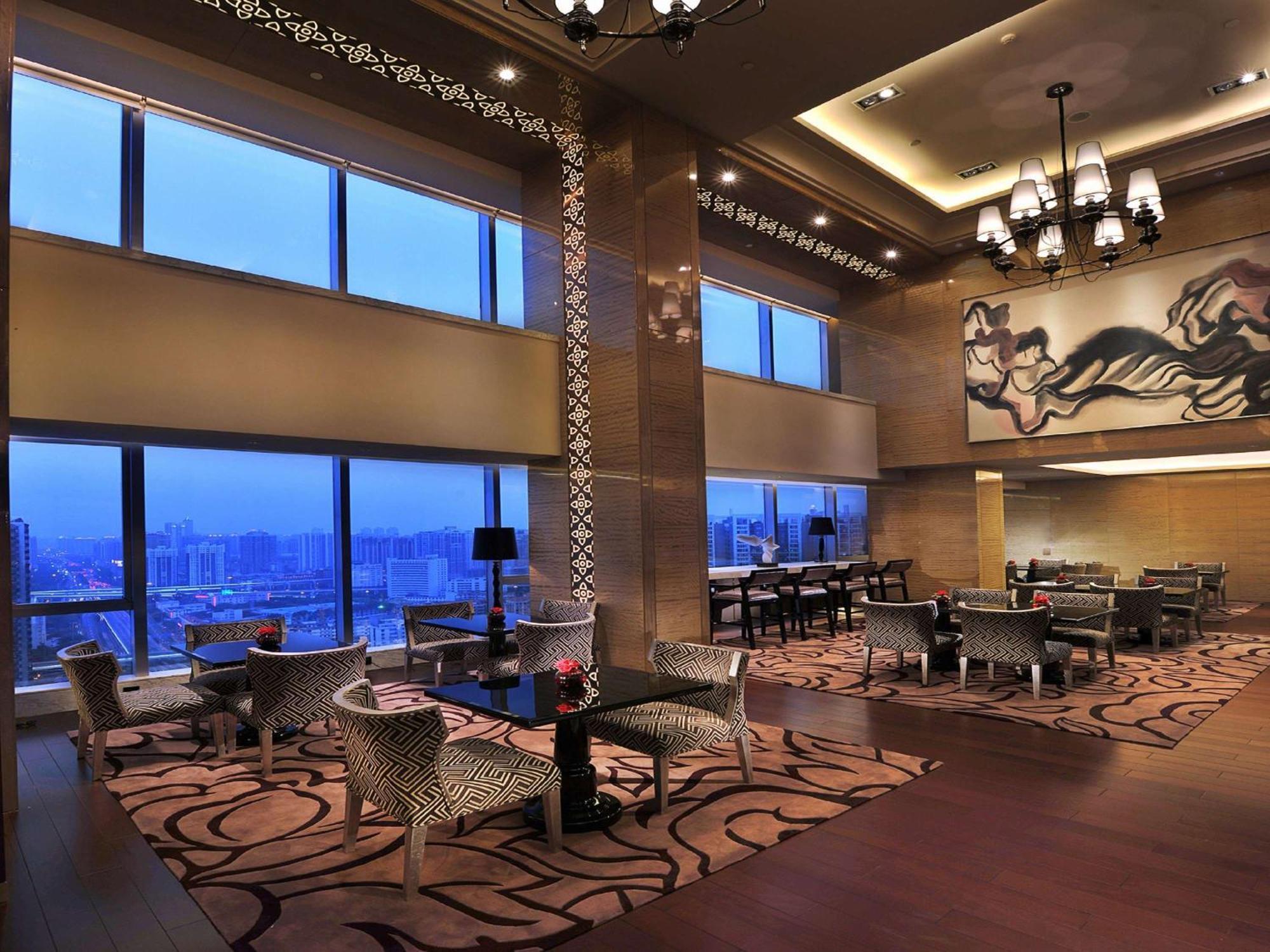 Hotel Sofitel Guangzhou Sunrich - Registration Service And Free Shuttle Bus To Canton Fair Complex Exterior foto