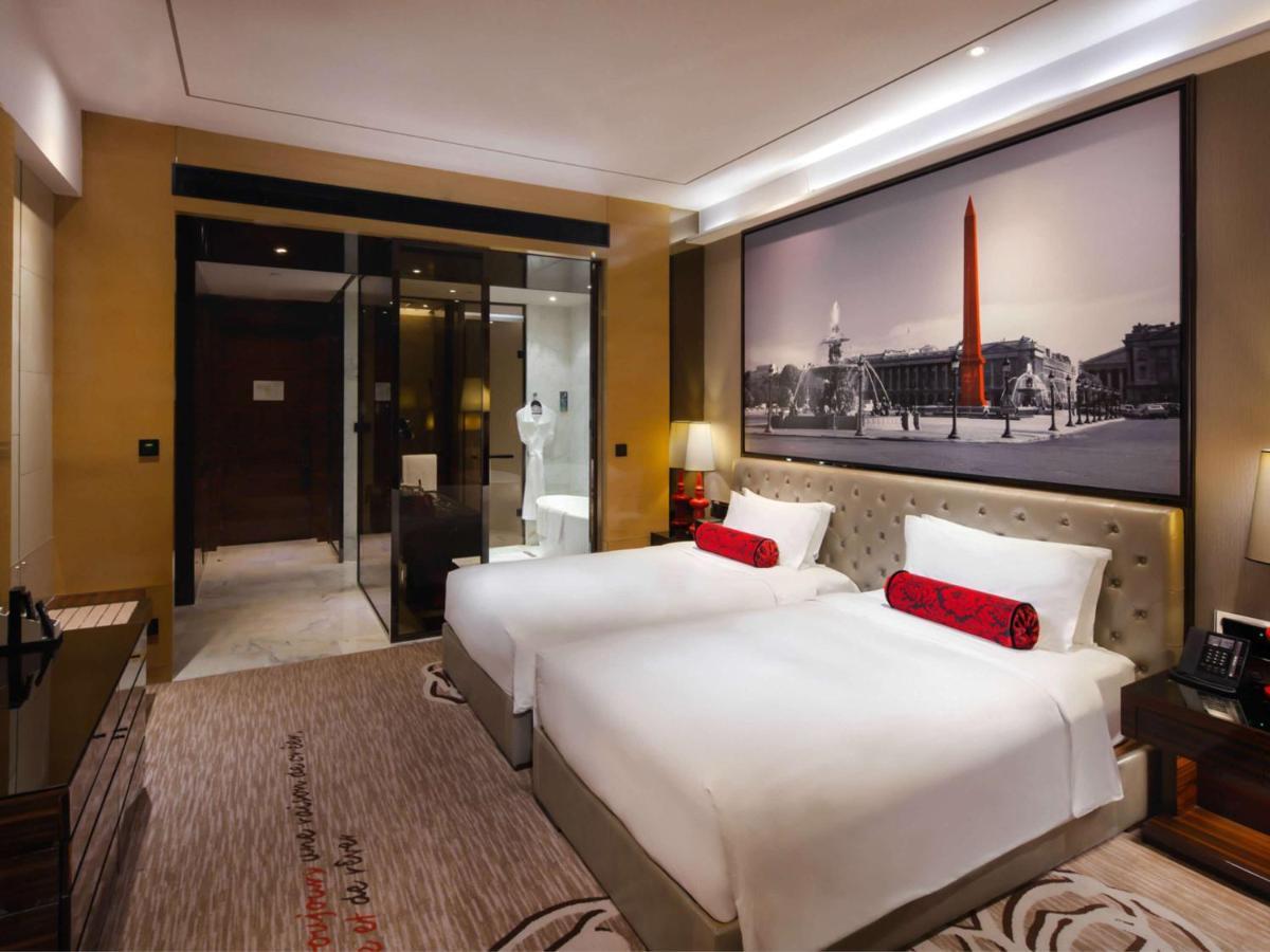 Hotel Sofitel Guangzhou Sunrich - Registration Service And Free Shuttle Bus To Canton Fair Complex Exterior foto